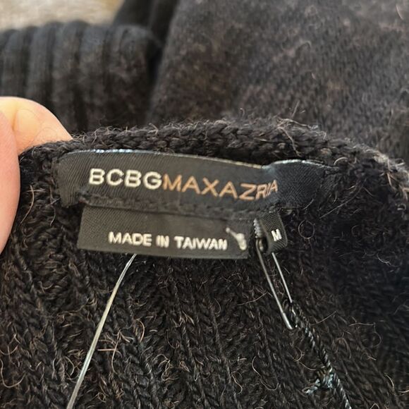 BCBGMAXAZRIA black long sleeve sweater Size M New - Picture 9 of 11